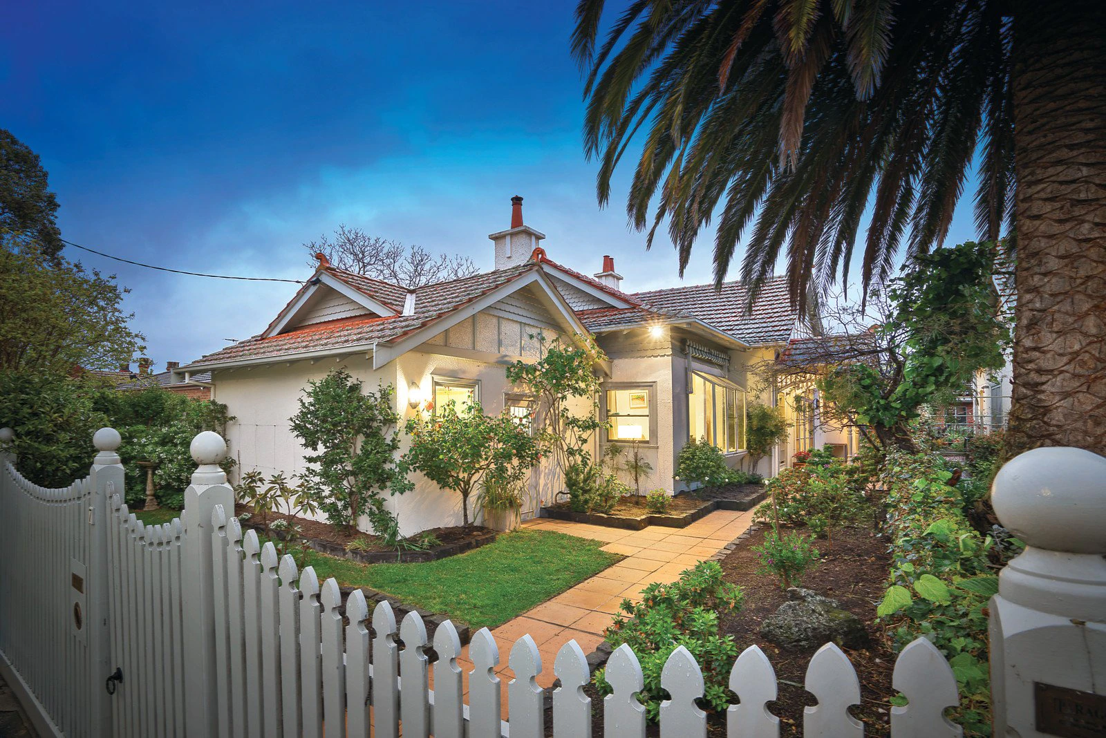 7 Lysterville Avenue, Malvern, VIC