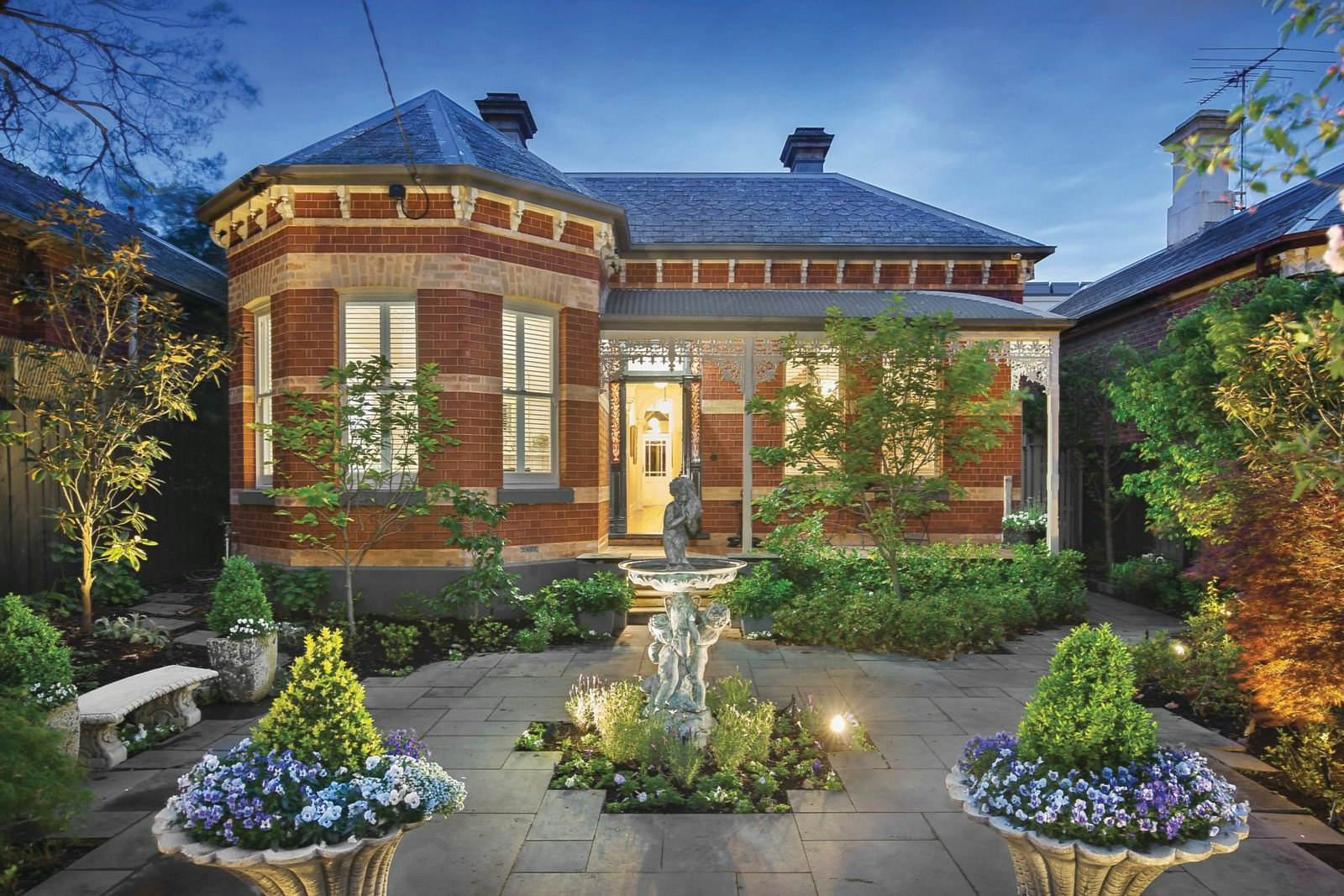 25 Russell Street, Camberwell, VIC