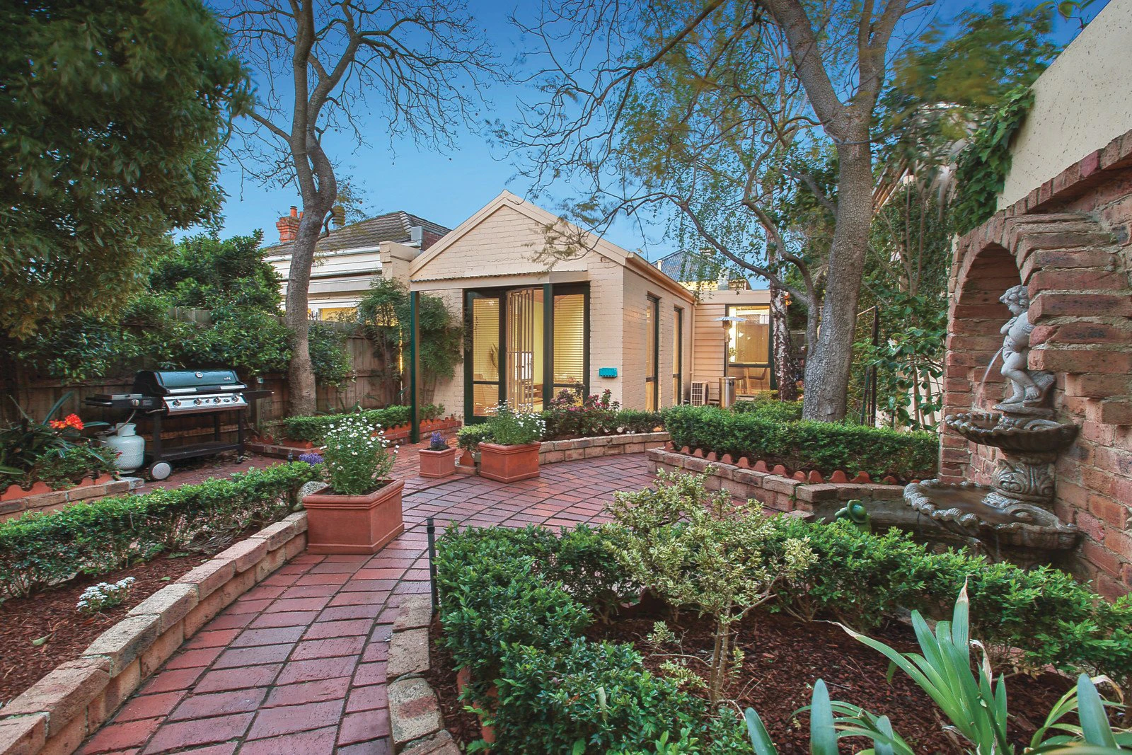 51 Dixon Street, Malvern, VIC