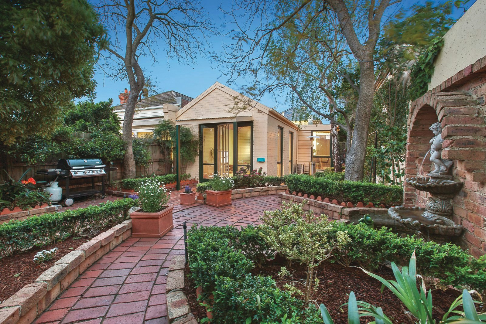 51 Dixon Street, Malvern, VIC