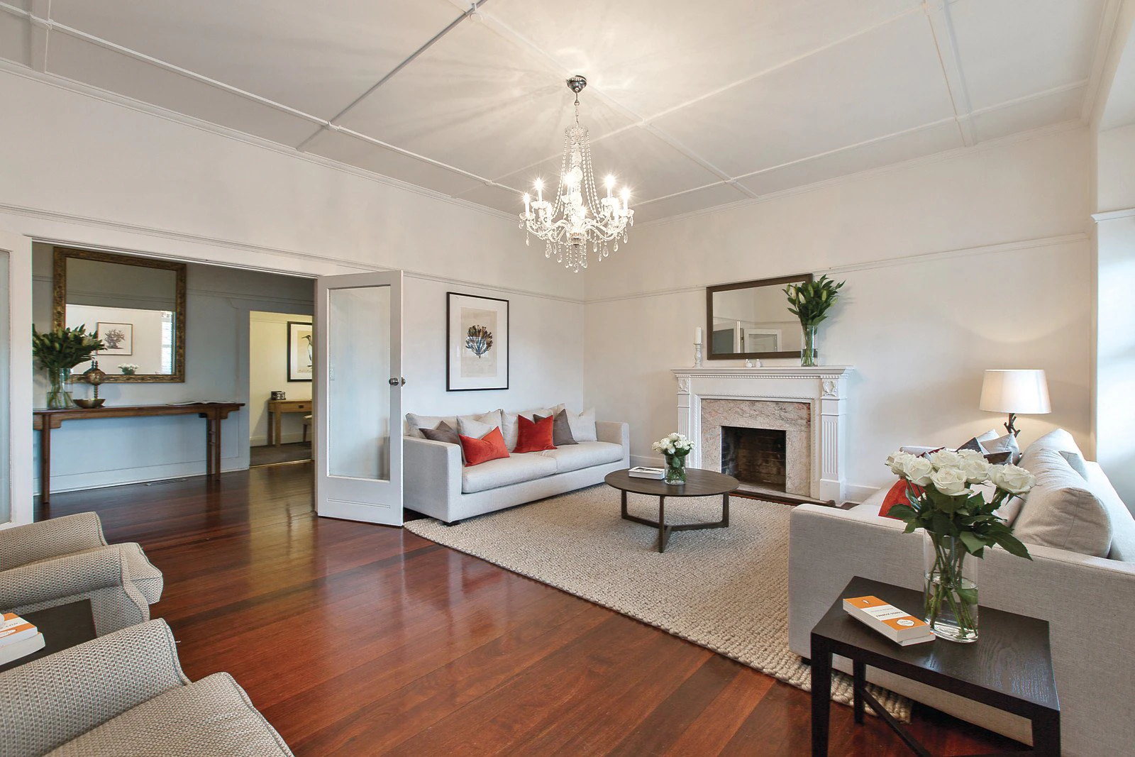 2 Kialla Avenue, Glen Iris, VIC