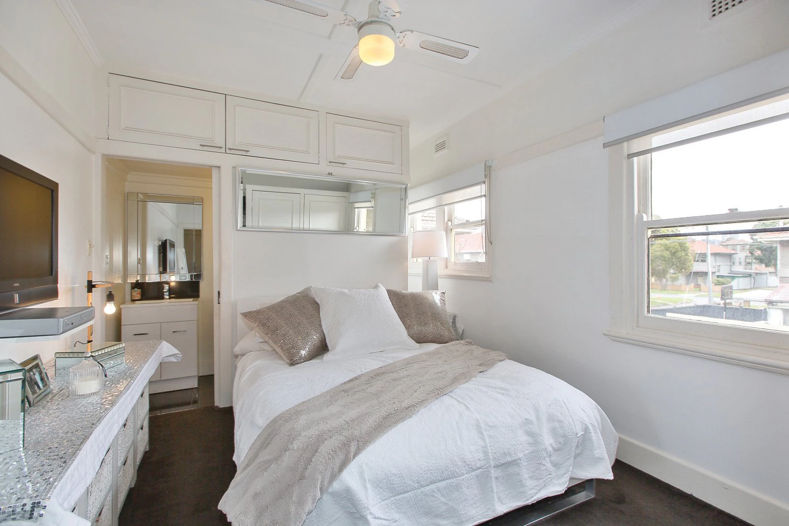 32 Tucker Avenue, Port Melbourne, VIC