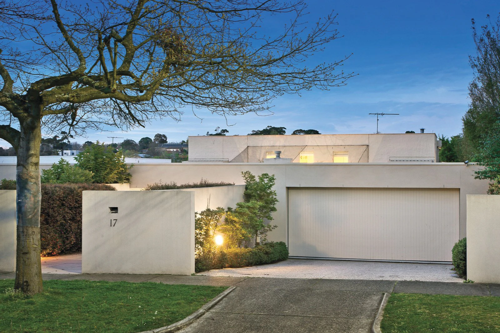 17 Howard Street, Glen Iris, VIC
