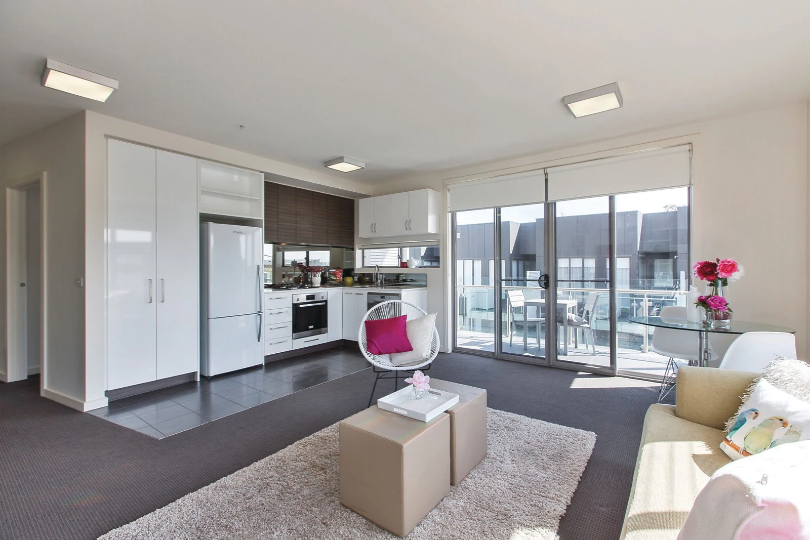 1/6 Yarra Bing Crescent, Burwood, VIC
