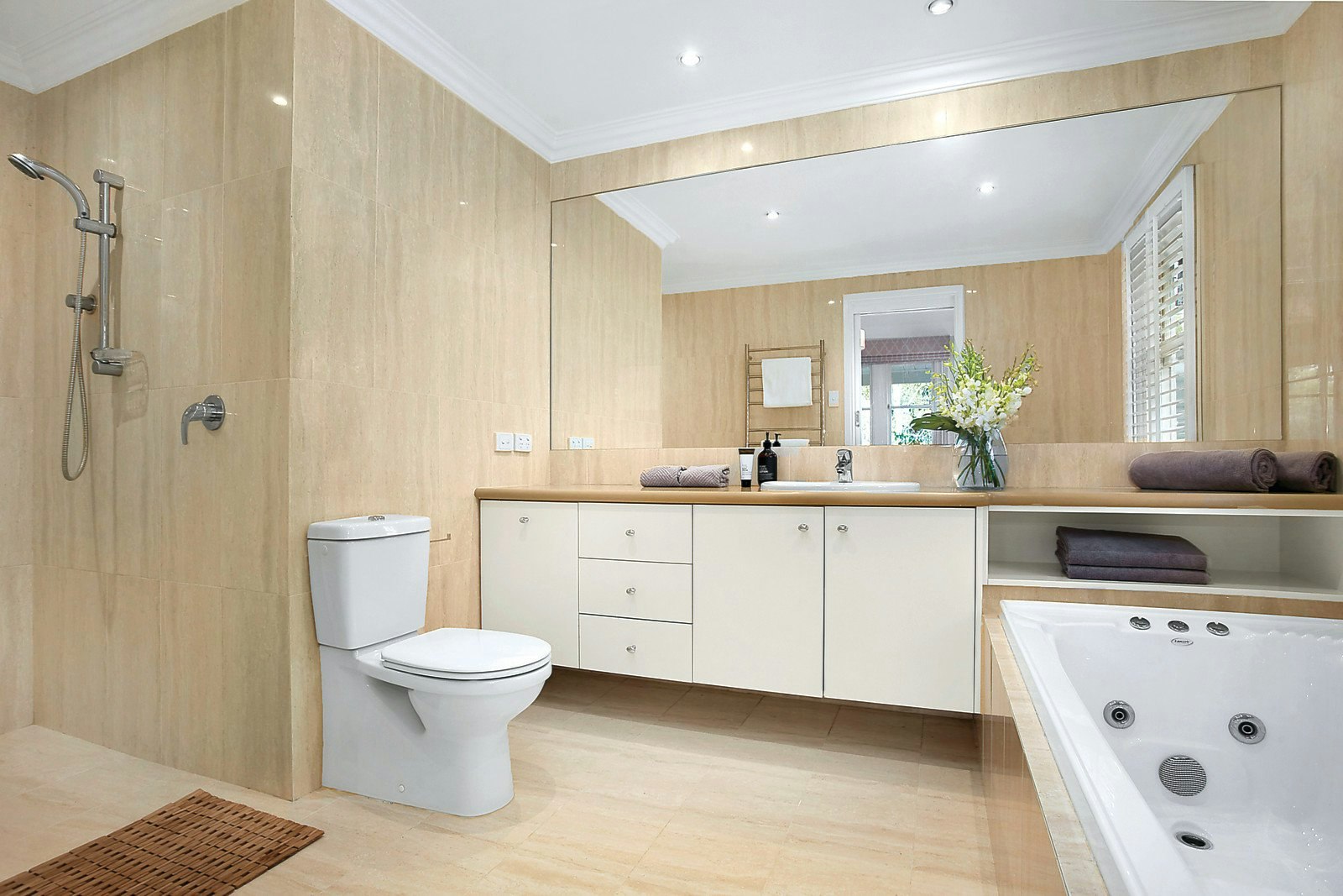 45 Boston Avenue, Malvern East, VIC