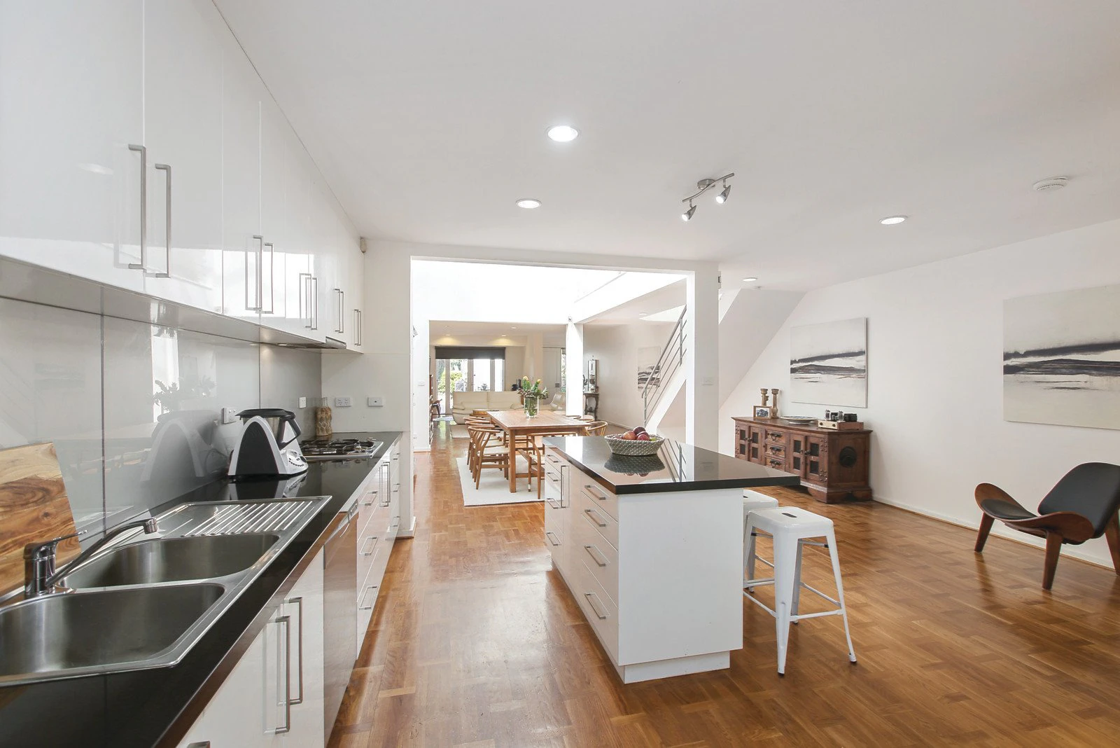 4a Mills Street, Albert Park, VIC
