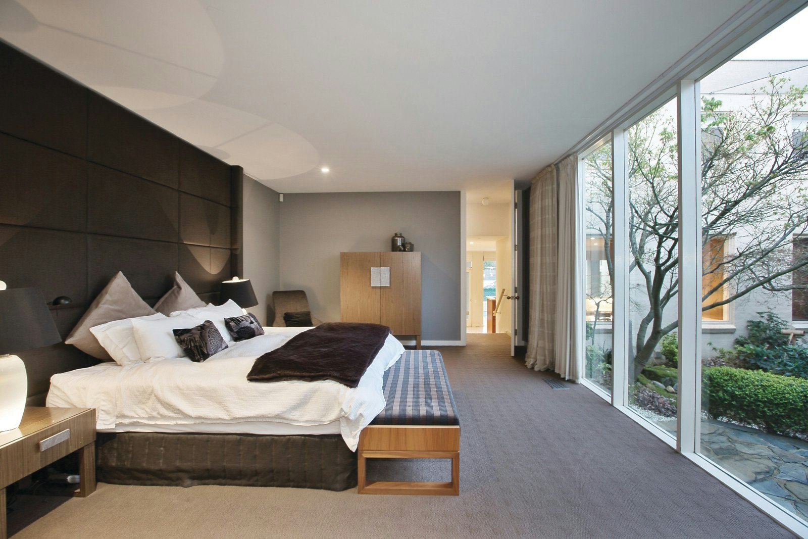 17 Howard Street, Glen Iris, VIC