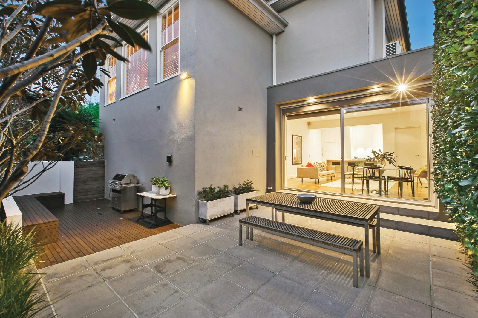 18 Tashinny Road, Toorak, VIC