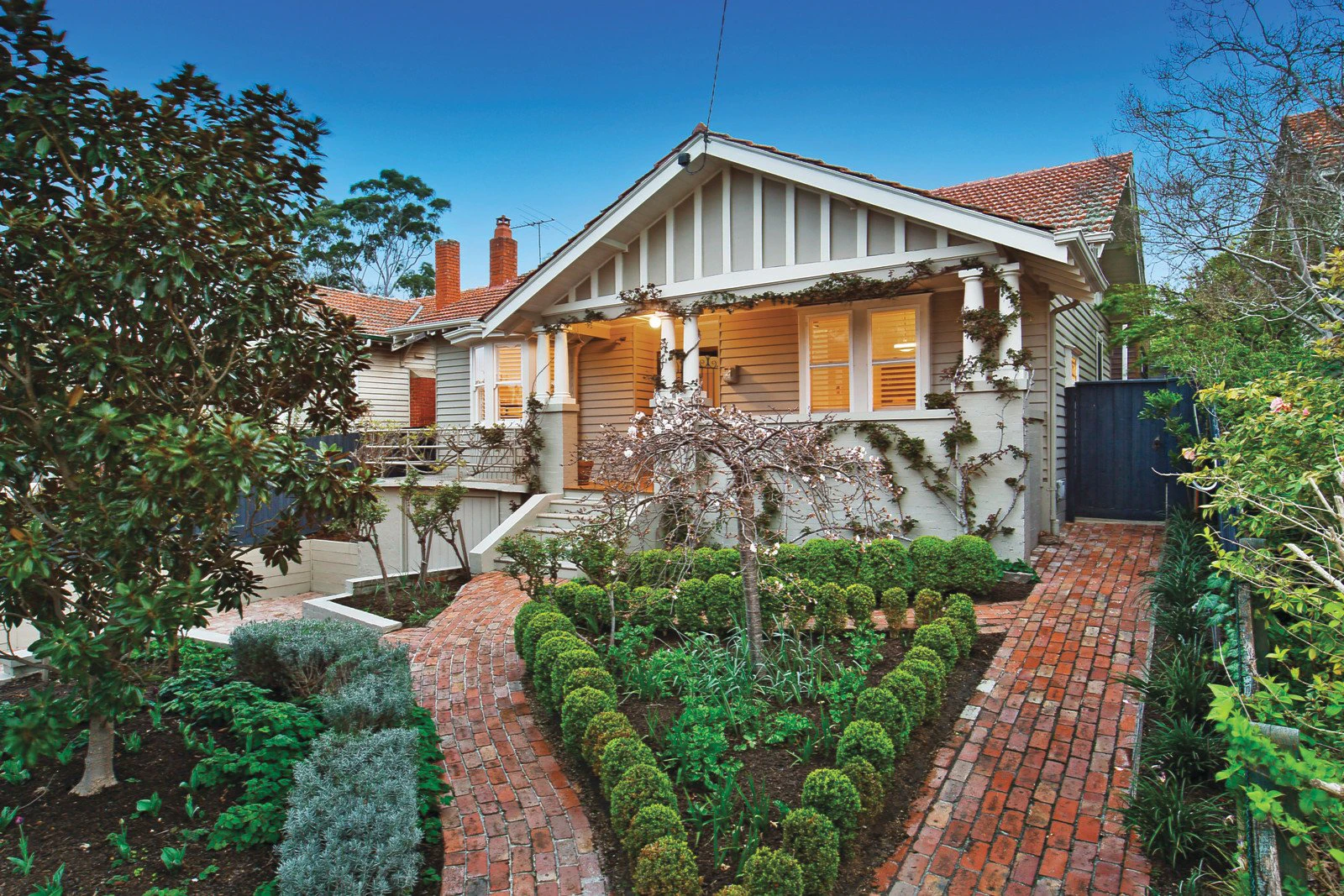 32 Rosedale Road, Glen Iris, VIC
