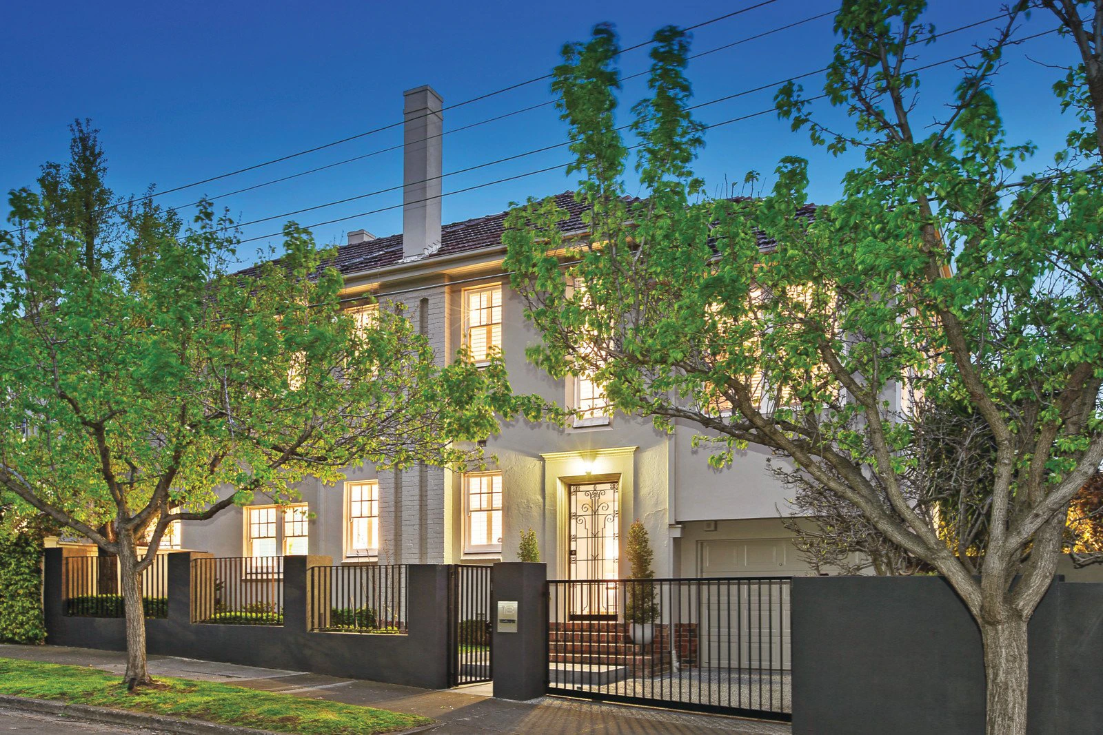 18 Tashinny Road, Toorak, VIC