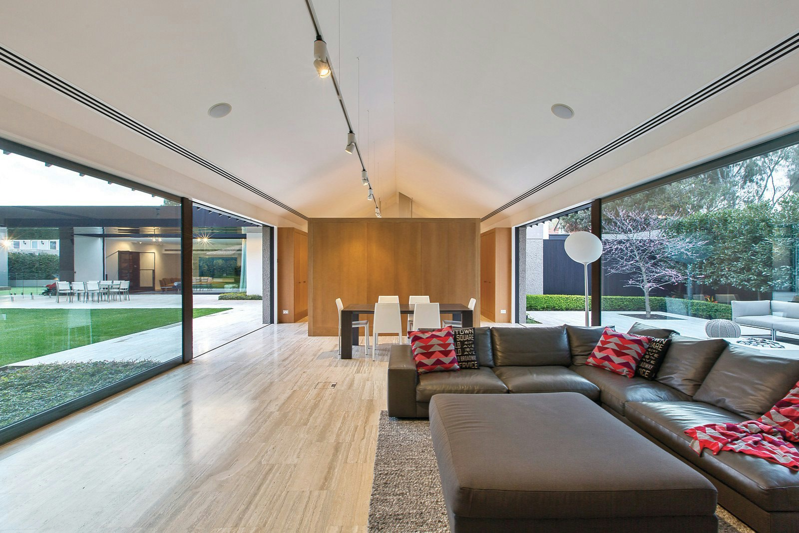 19 Grange Road, Kew, VIC