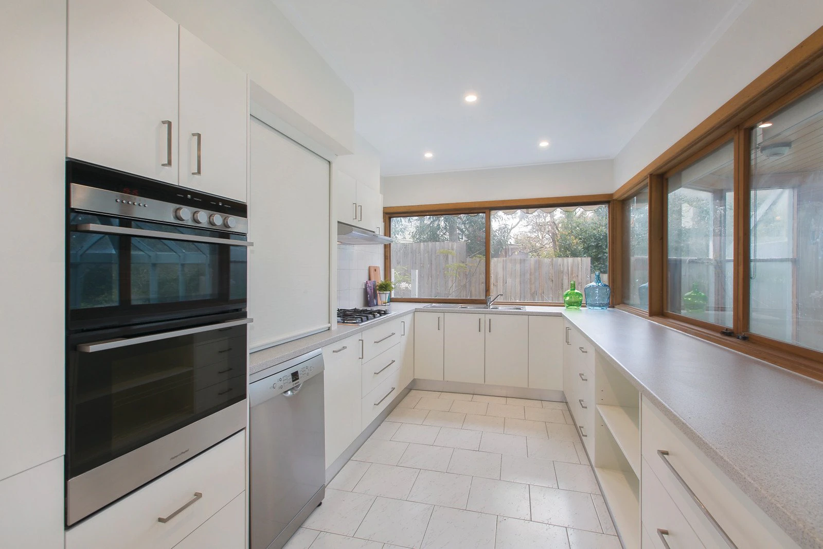 2/29 Flowerdale Road, Glen Iris, VIC