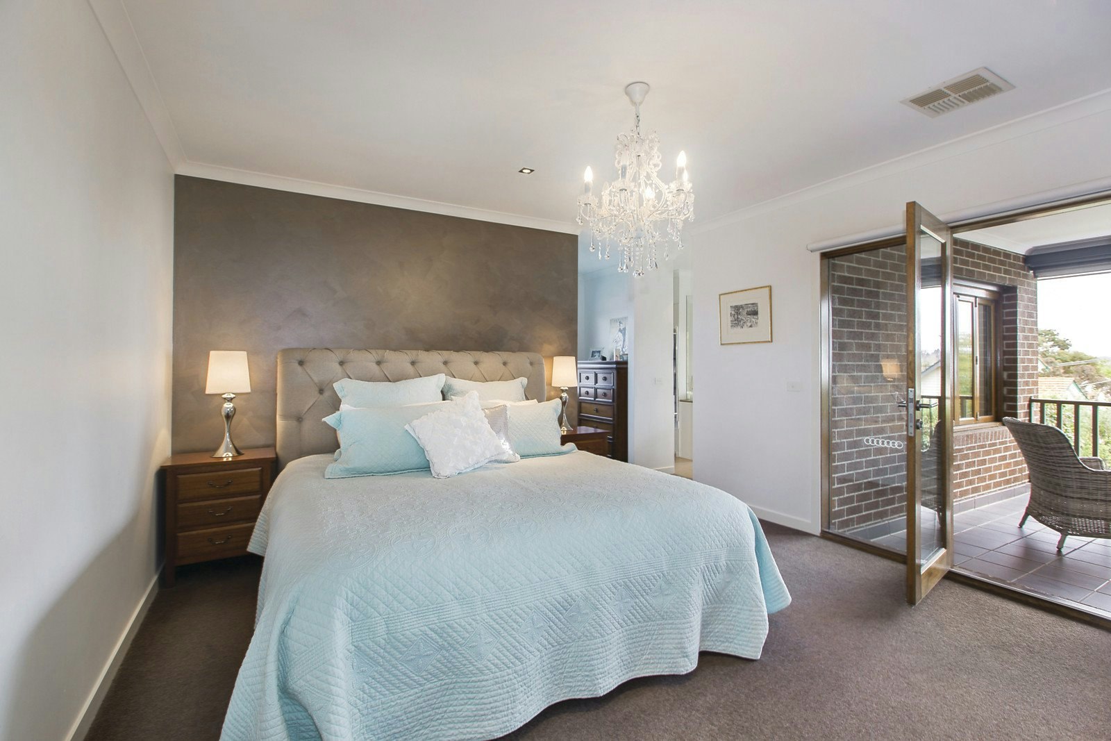 18 Fuller Avenue, Glen Iris, VIC