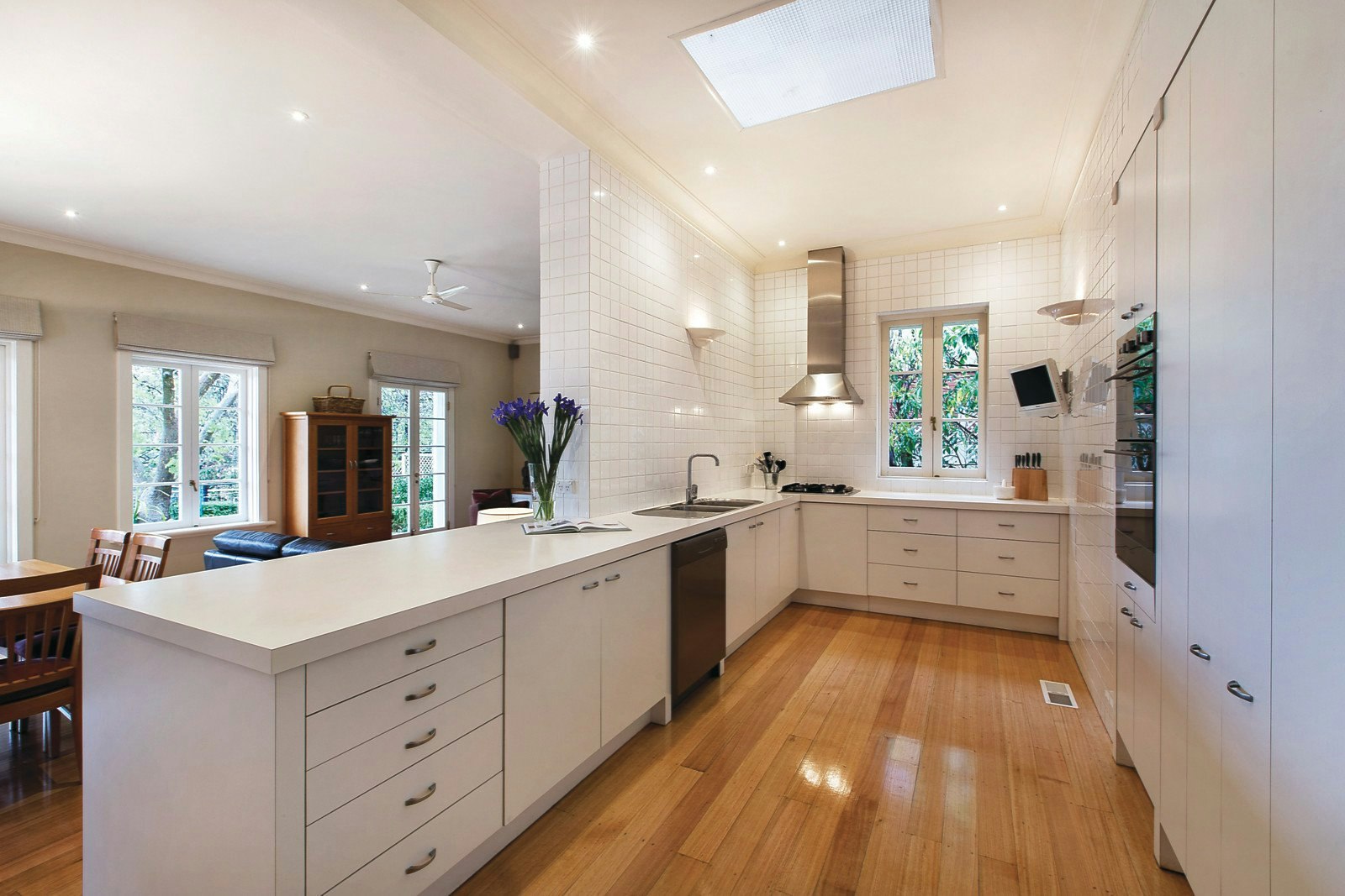 21 Kenmare Street, Mont Albert North, VIC