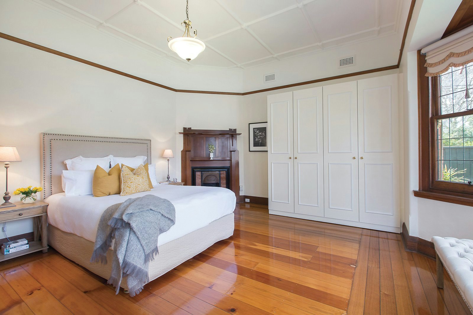 15 Glenbrook Avenue, Malvern East, VIC