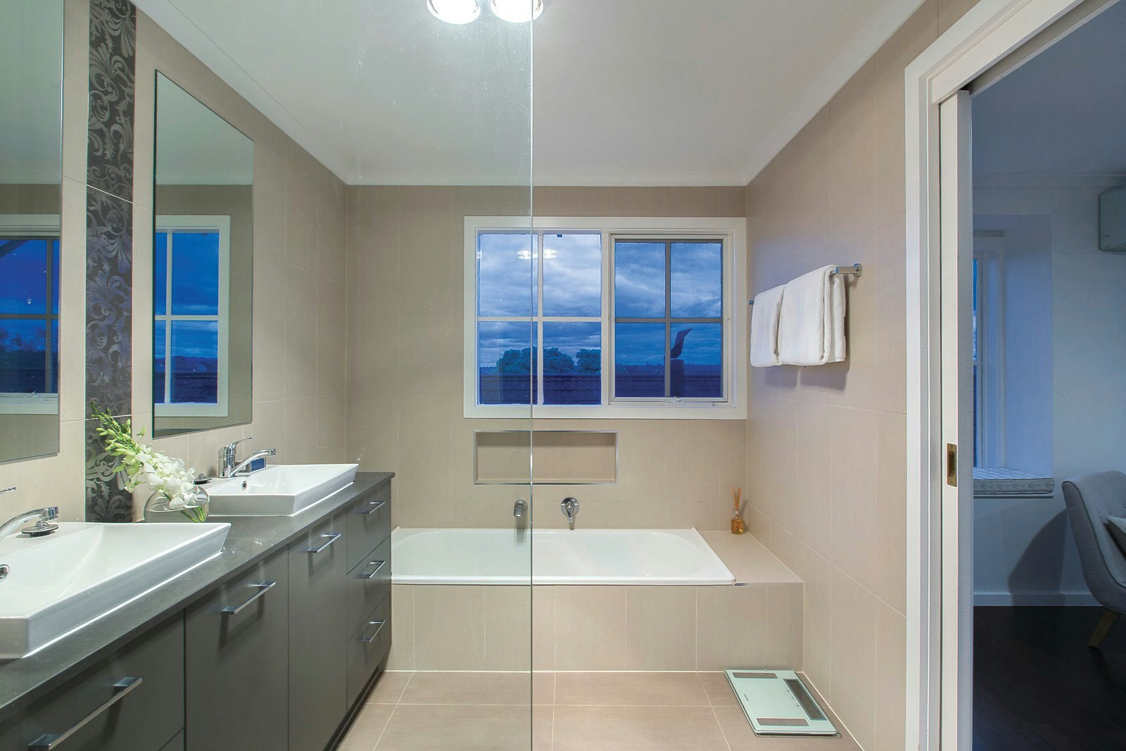 12 Hillcrest Road, Glen Iris, VIC