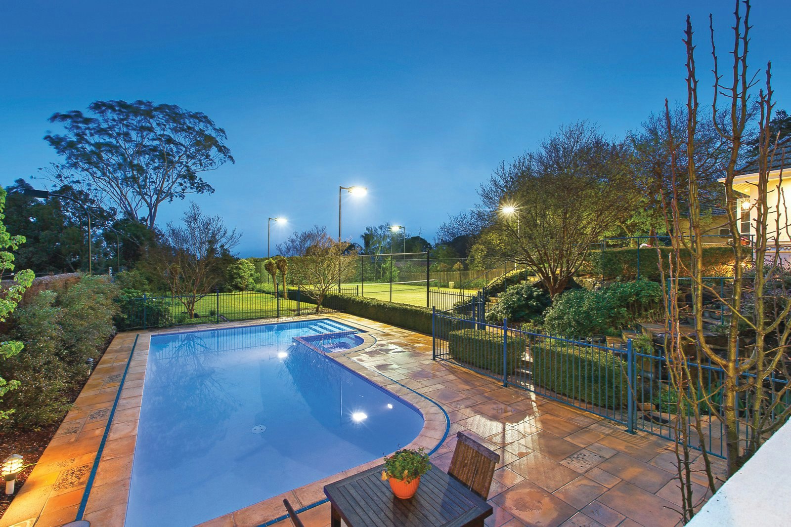 21 Kenmare Street, Mont Albert North, VIC