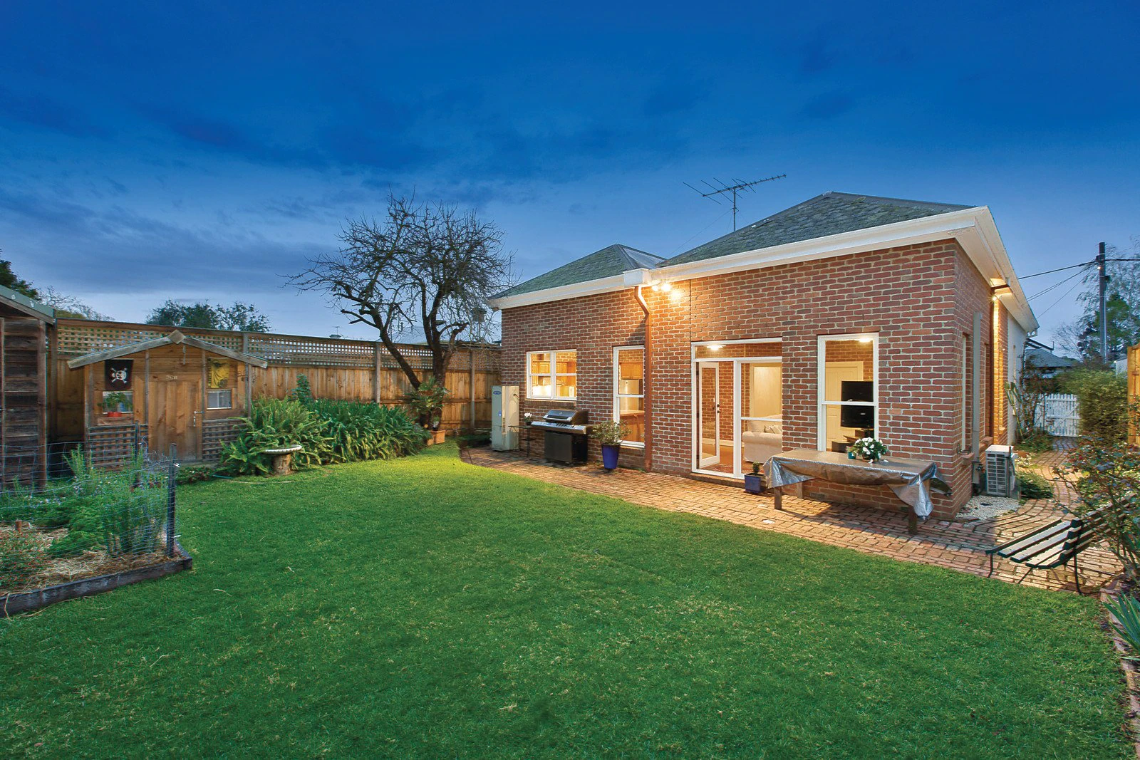 36 Invermay Grove, Hawthorn East, VIC