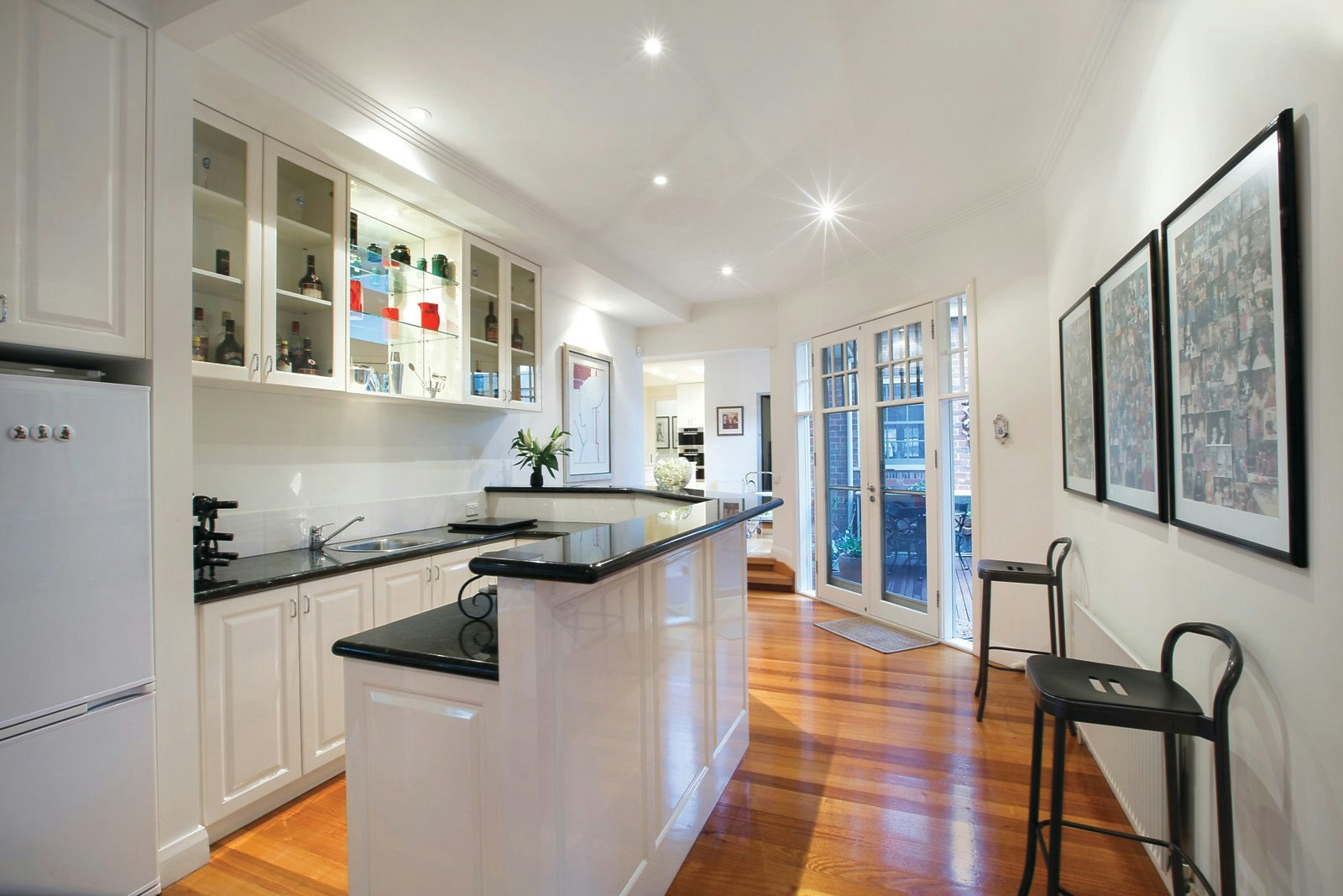 13 Findon Crescent, Kew, VIC