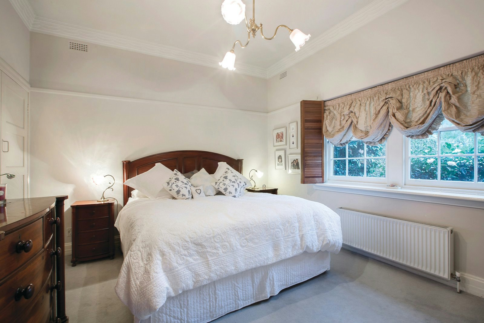 13 Findon Crescent, Kew, VIC