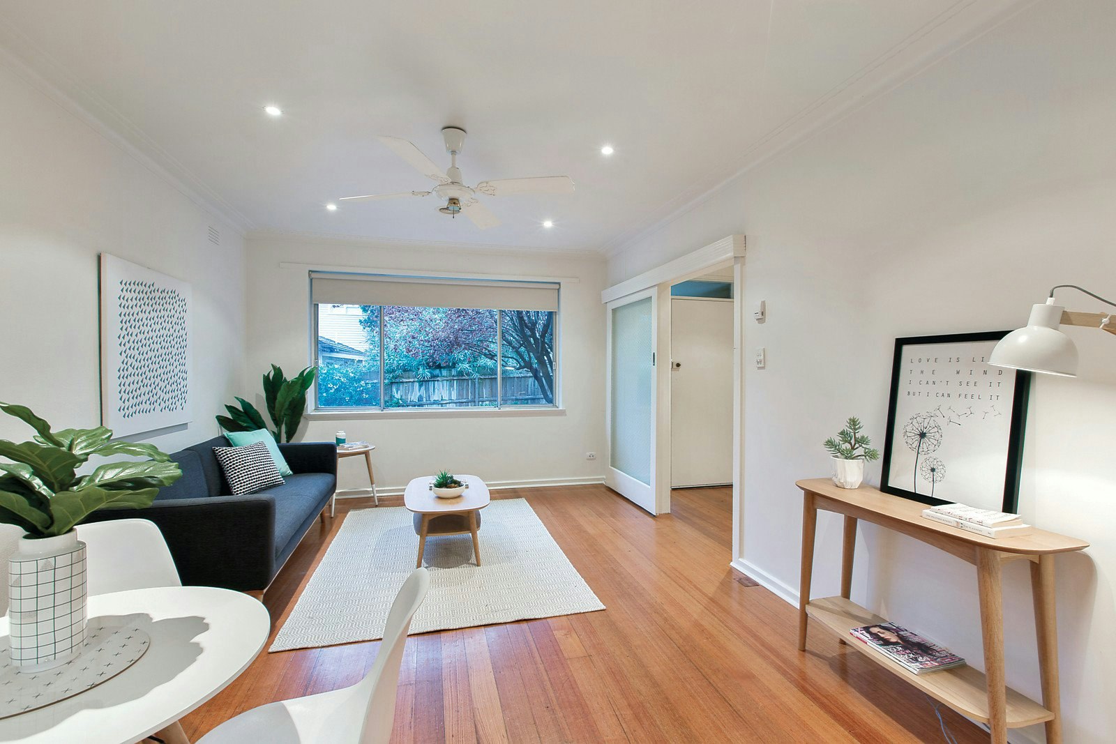 2/23 Broughton Road, Surrey Hills, VIC