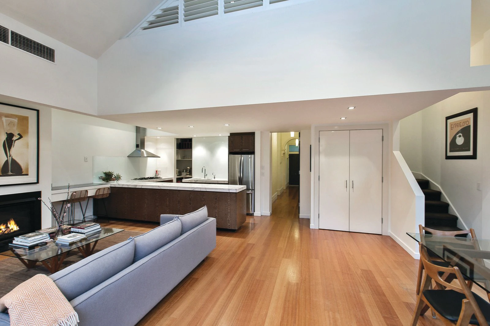 28 Dinsdale Street, Albert Park, VIC