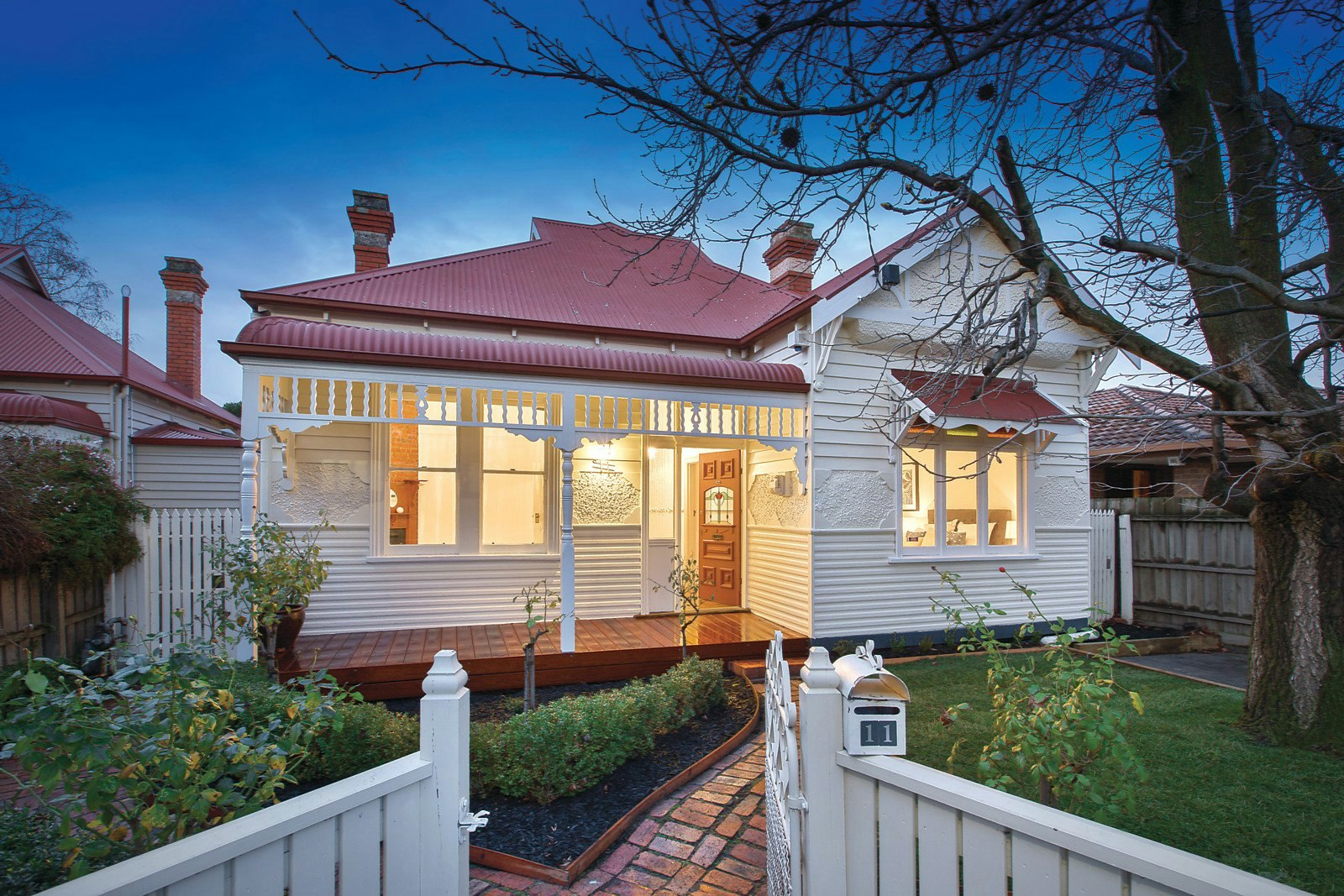 11 Leamington Crescent, Caulfield East, VIC