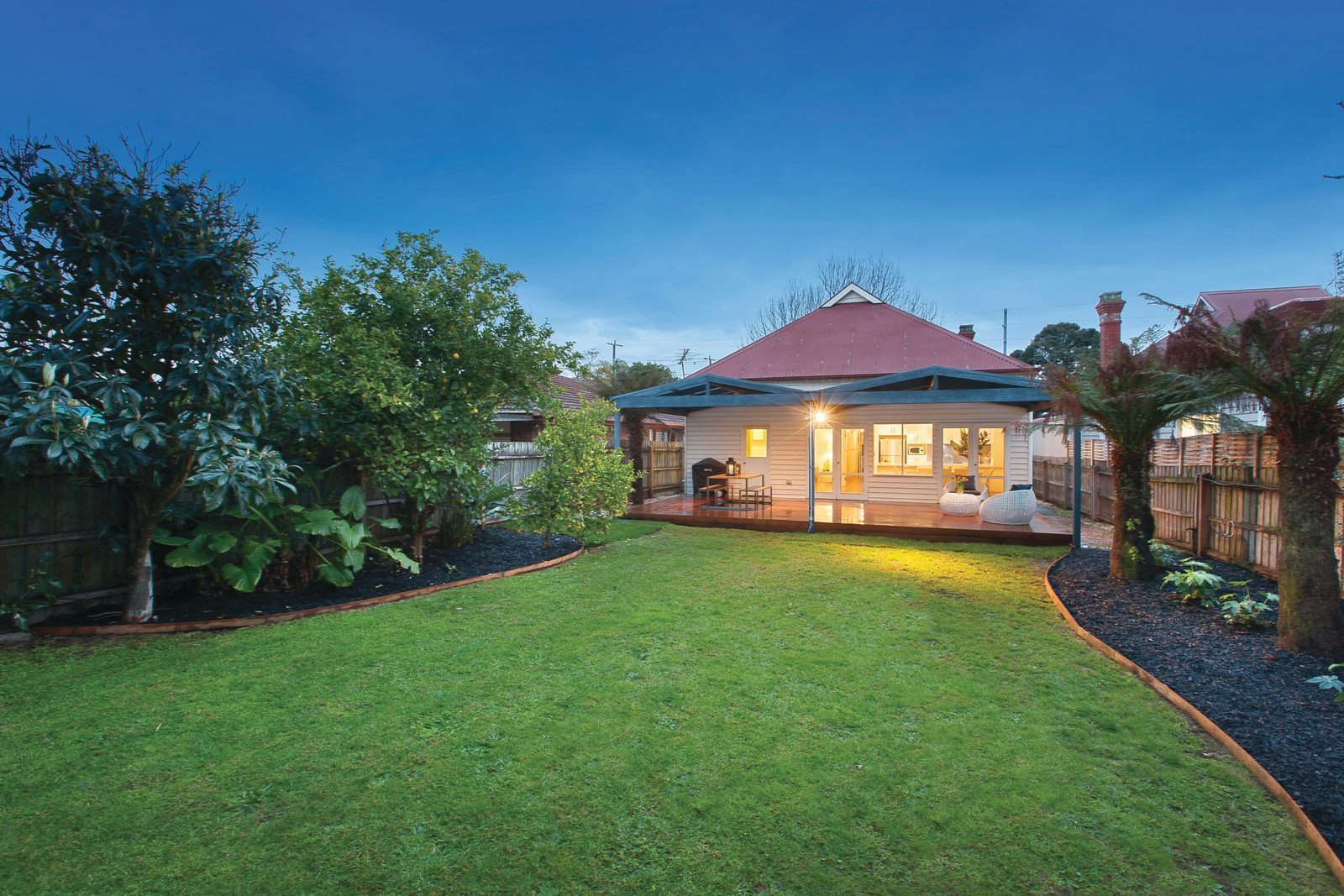 11 Leamington Crescent, Caulfield East, VIC