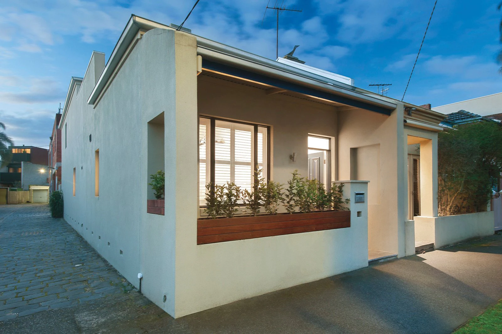 24 Kerferd Place, Albert Park, VIC