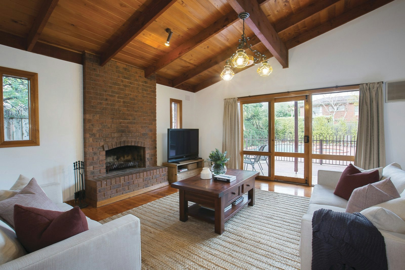 4 Bella Vista Road, Glen Iris, VIC