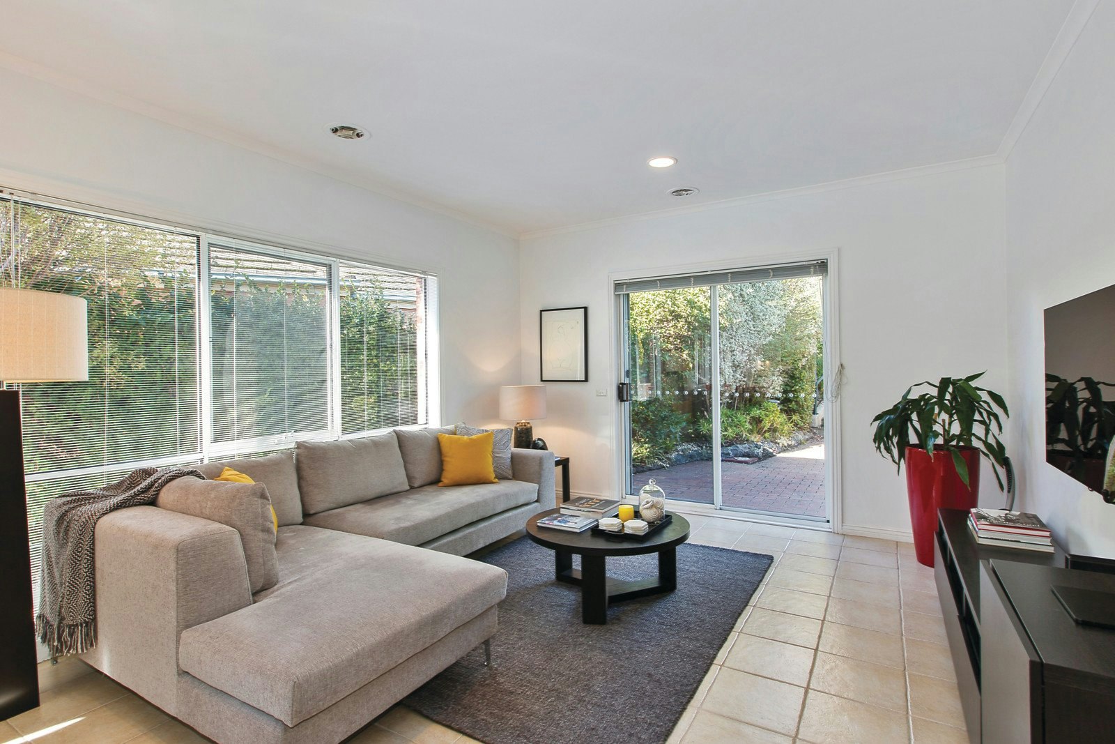 10 Vaughan Crescent, Kew, VIC