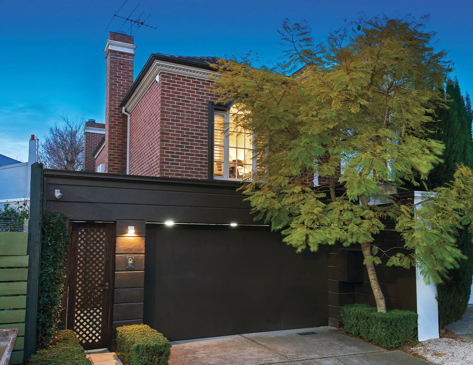 8 Derby Street, Armadale, VIC