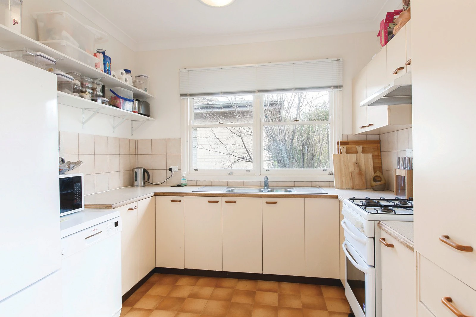 1/3 Leason Street, Kew East, VIC
