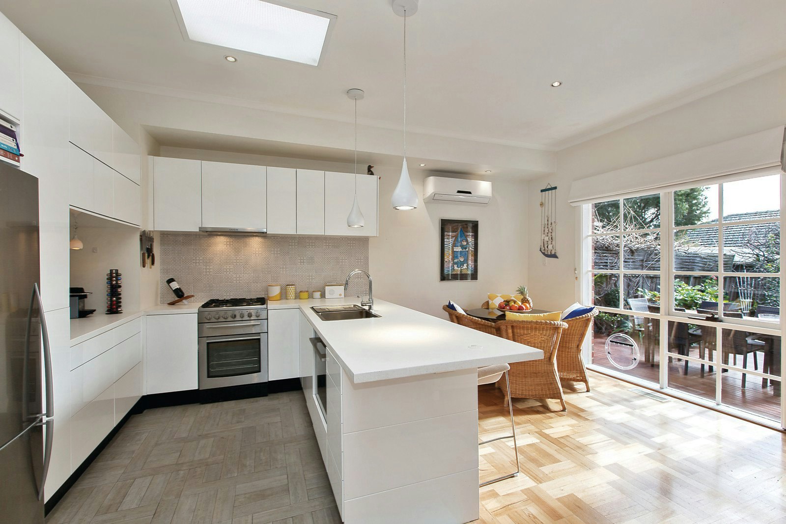 17 Bayside Crescent, Hampton, VIC