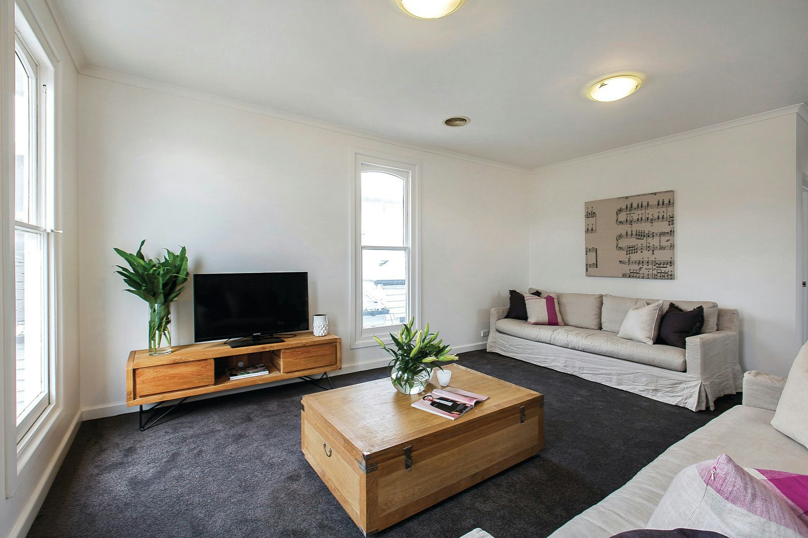 16 Llaneast Street, Armadale, VIC