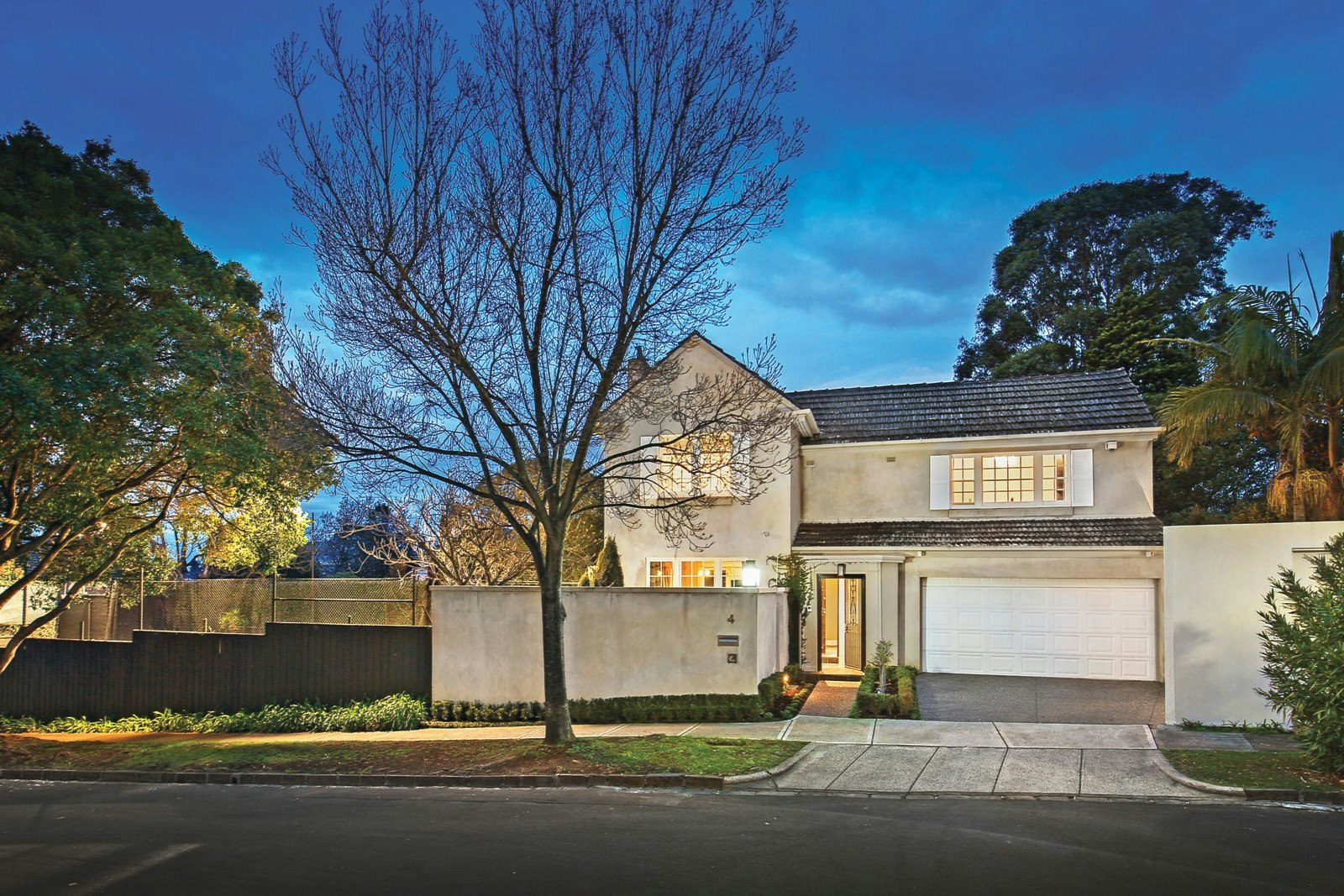 4 Scotsburn Grove, Toorak, VIC