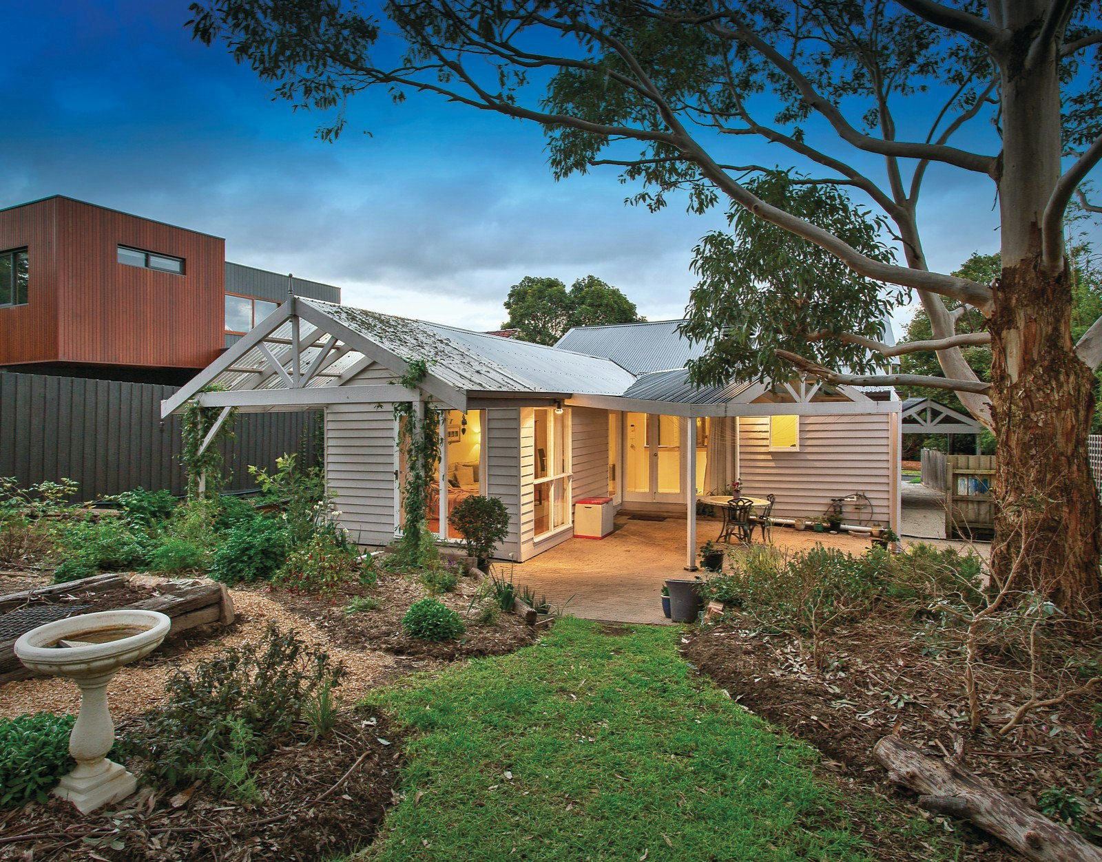 1 Clifton Street, Box Hill South, VIC