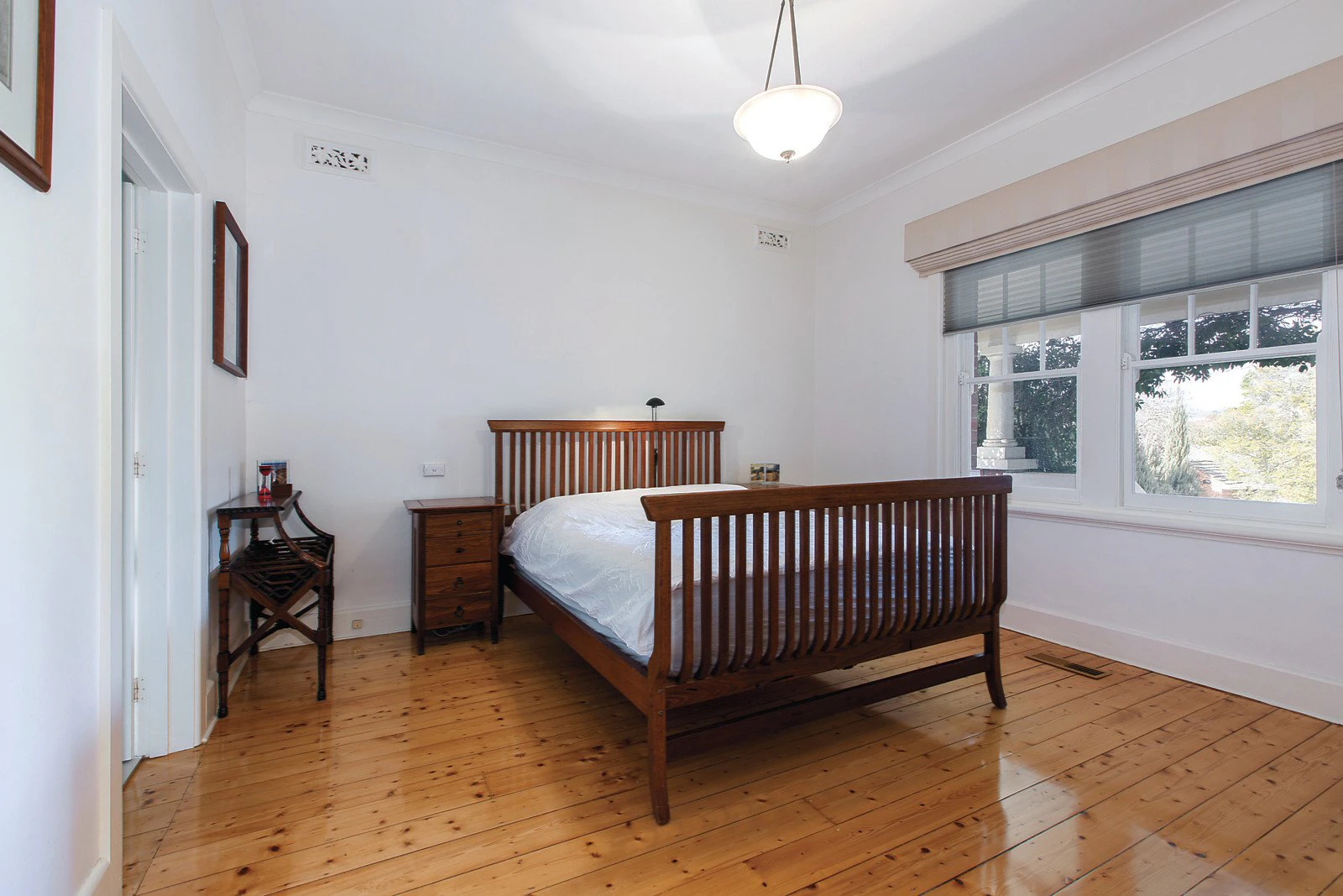 37 Kenmare Street, Mont Albert North, VIC