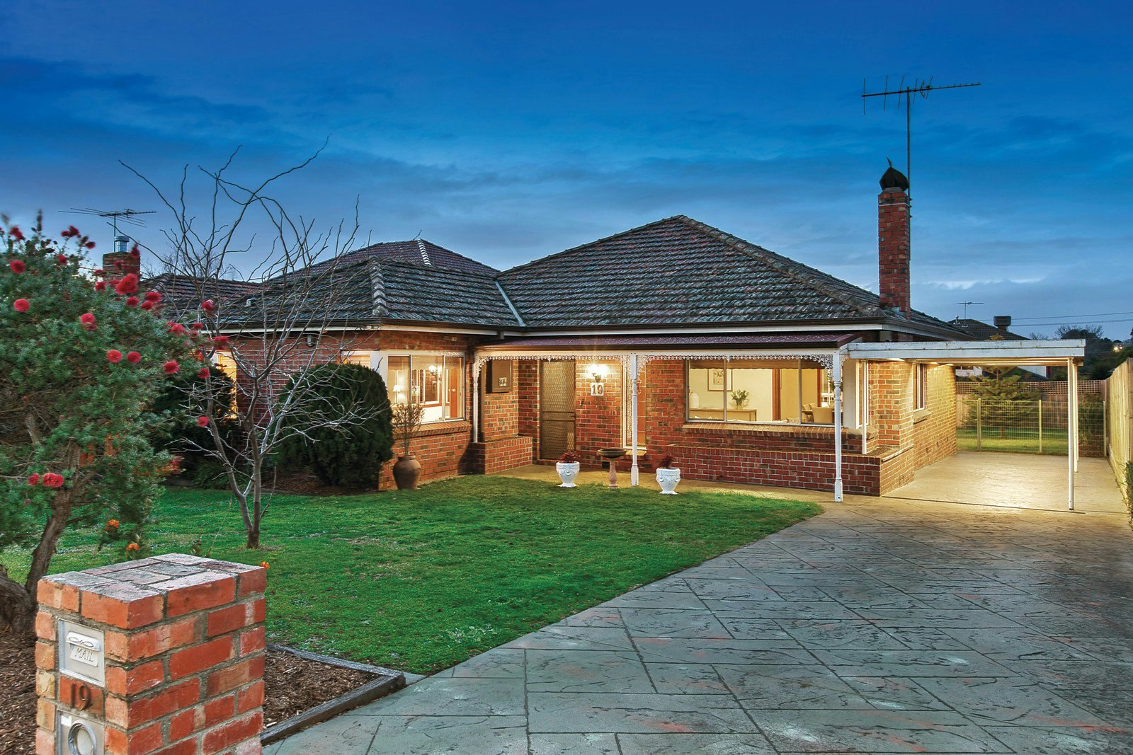 19 Poulter Street, Ashburton, VIC