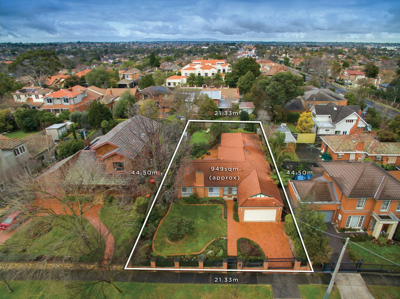 2 Bella Vista Road, Glen Iris, VIC