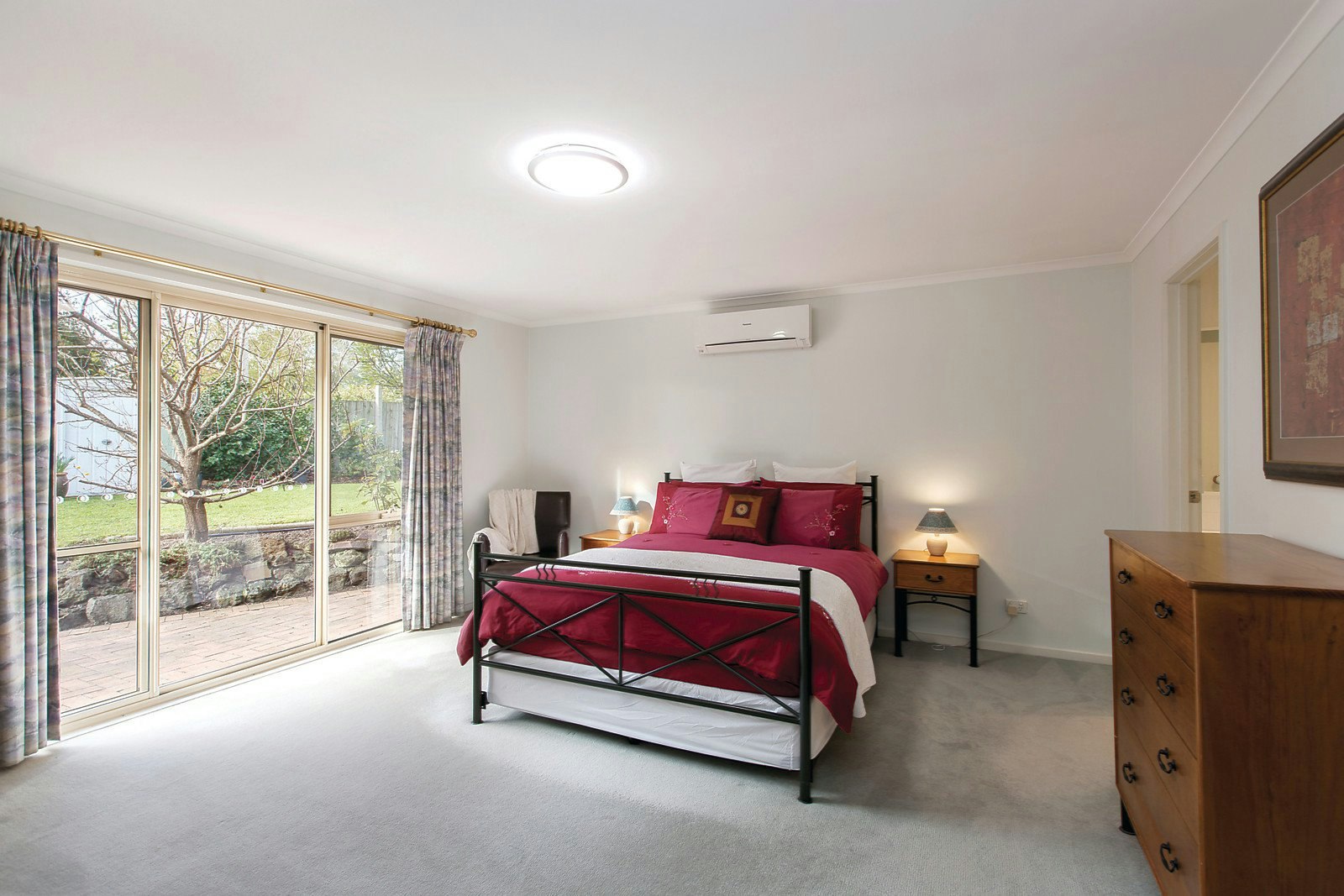 2 Bella Vista Road, Glen Iris, VIC