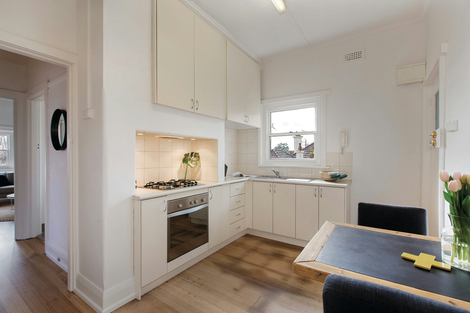 2/1-3 Coleridge Street, Elwood, VIC