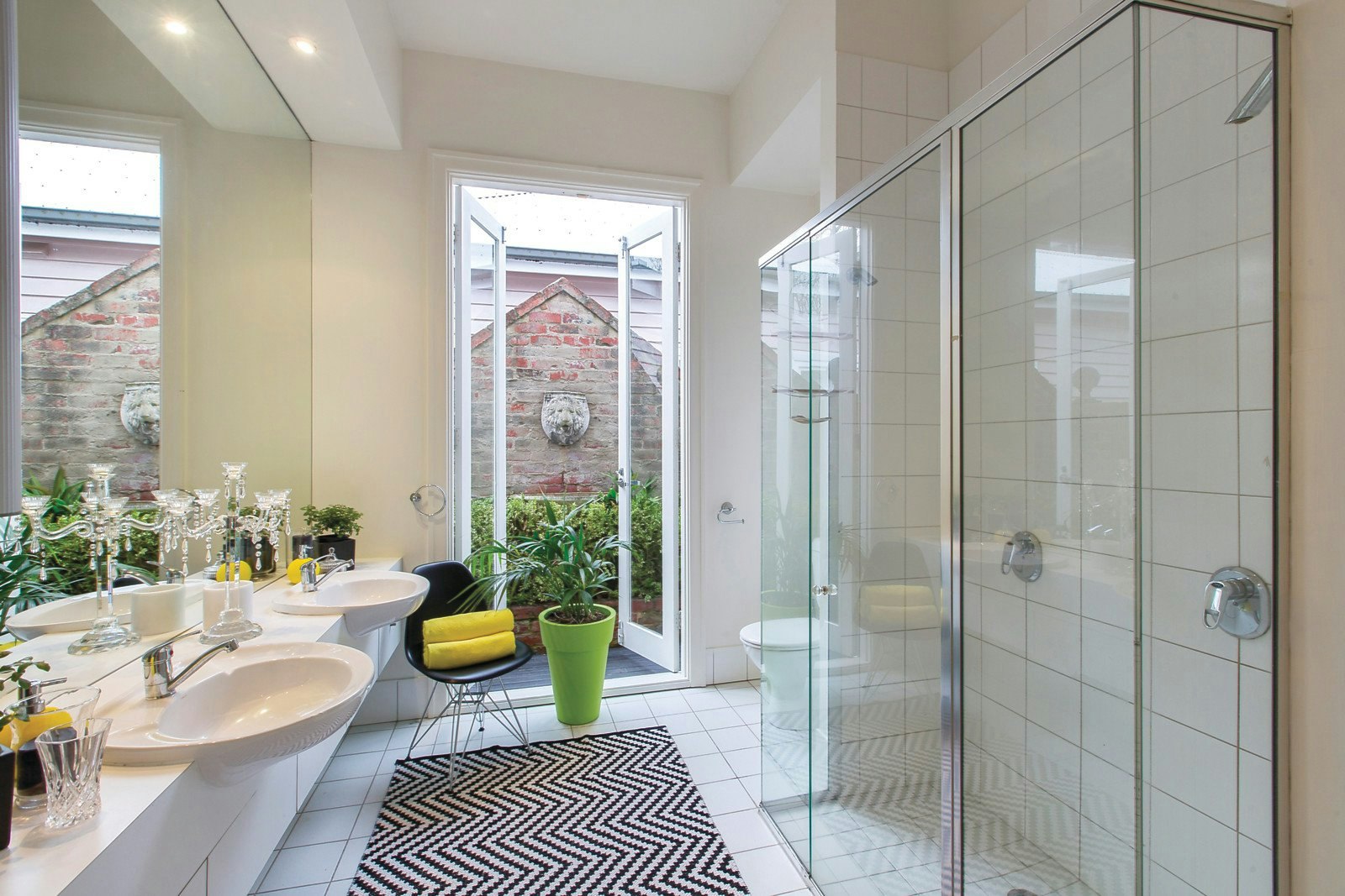 33 Emo Road, Malvern East, VIC