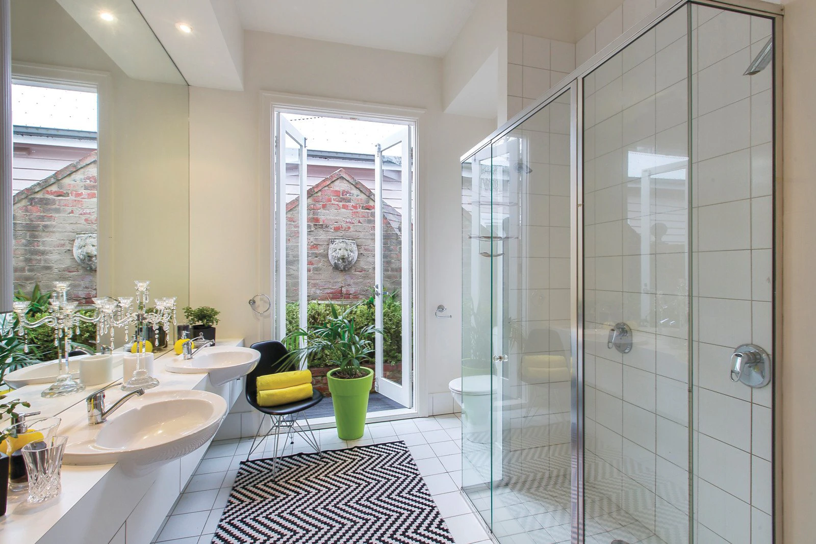 33 Emo Road, Malvern East, VIC