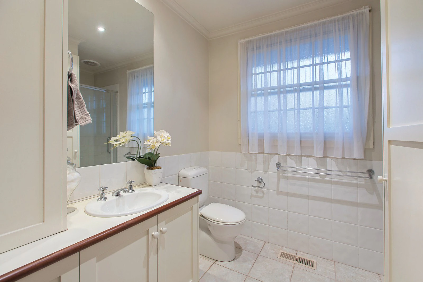 3/9 Tollington Avenue, Malvern East, VIC
