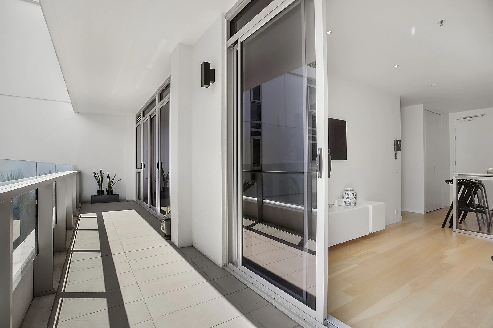 412/99 Dow Street, Port Melbourne, VIC
