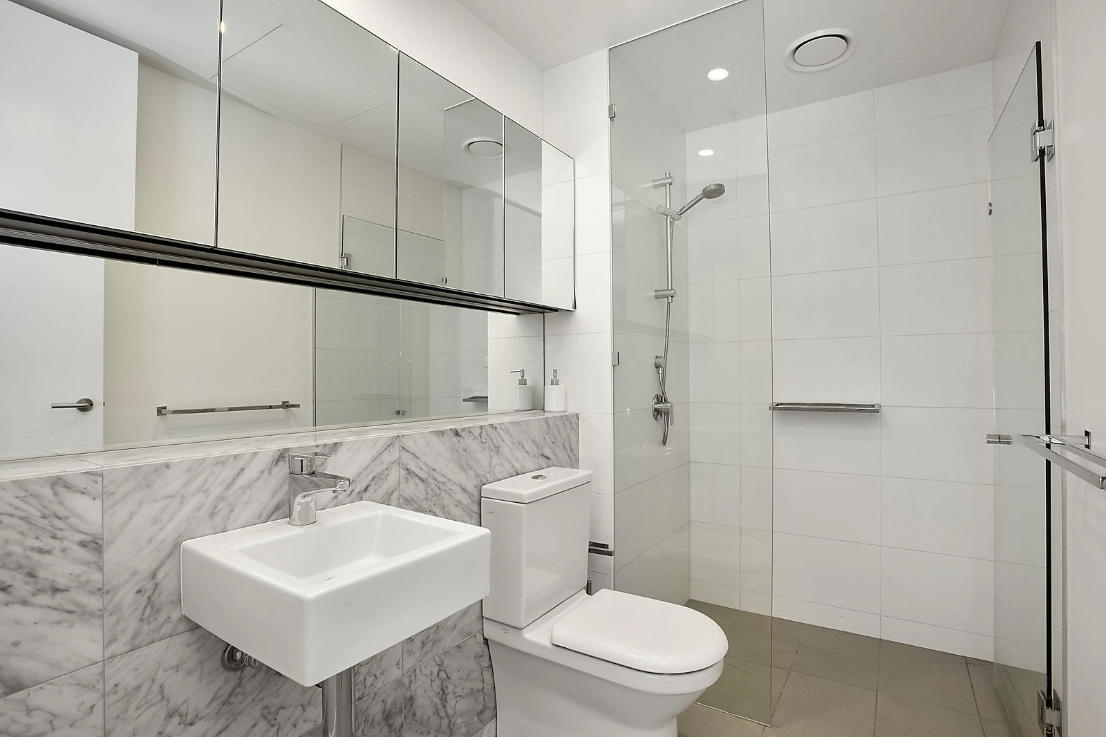412/99 Dow Street, Port Melbourne, VIC