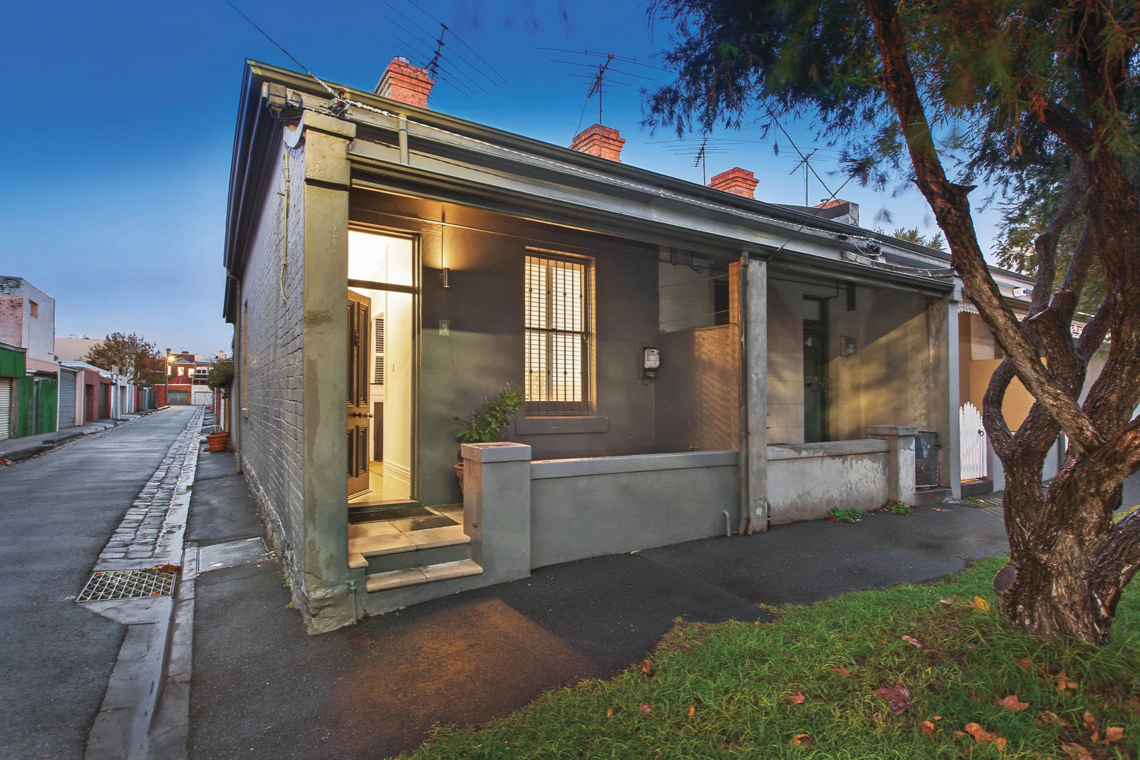 9 Durham Street, Albert Park, VIC
