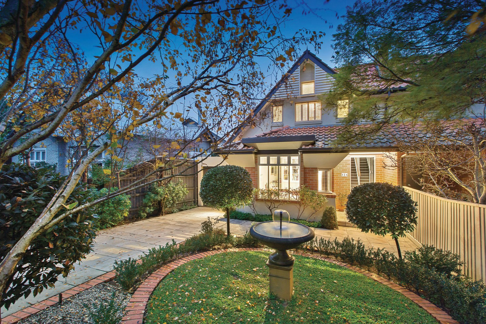 12A View Street, Canterbury, VIC