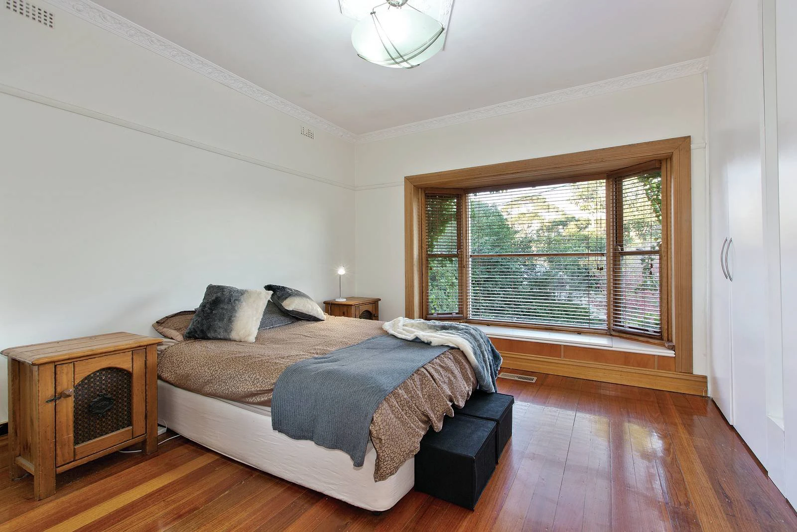 18 Glendale Street, Surrey Hills, VIC